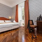 Beccaria A Piazza Del Popolo 4*