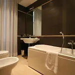 Bed & Breakfast Beccaria A Piazza Del Popolo 4*