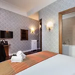 Bed & Breakfast Beccaria A Piazza Del Popolo Rome