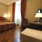 Beccaria A Piazza Del Popolo