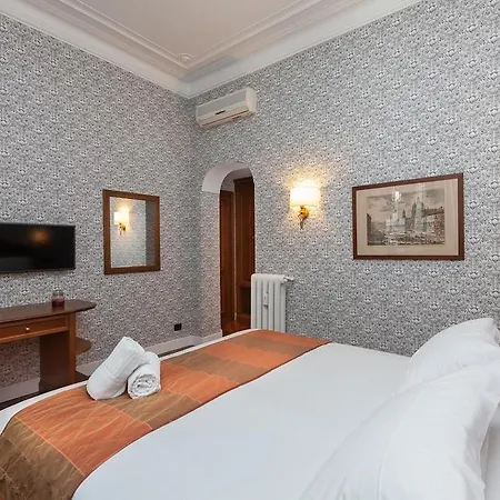 Beccaria A Piazza Del Popolo فندق مبيت وإفطار روما