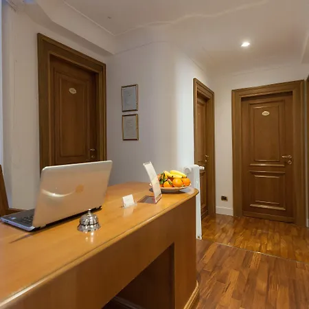 Beccaria A Piazza Del Popolo