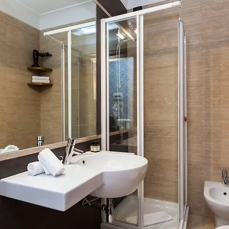 Beccaria A Piazza Del Popolo