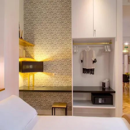 Bed & Breakfast Beccaria A Piazza Del Popolo 4*