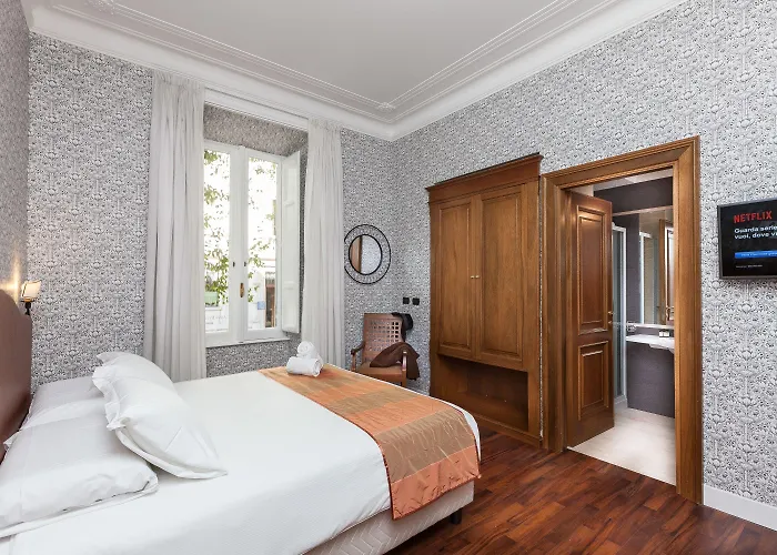 Beccaria A Piazza Del Popolo