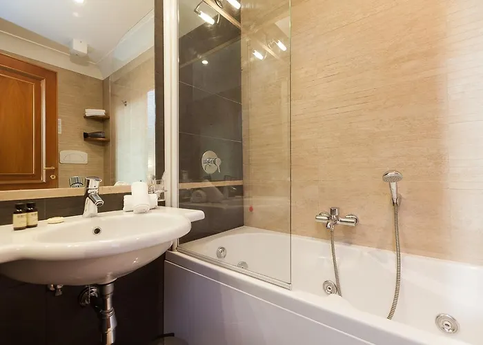 Bed & Breakfast Beccaria A Piazza Del Popolo 4*