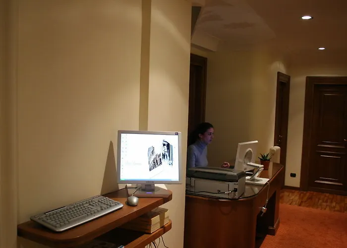 Beccaria A Piazza Del Popolo