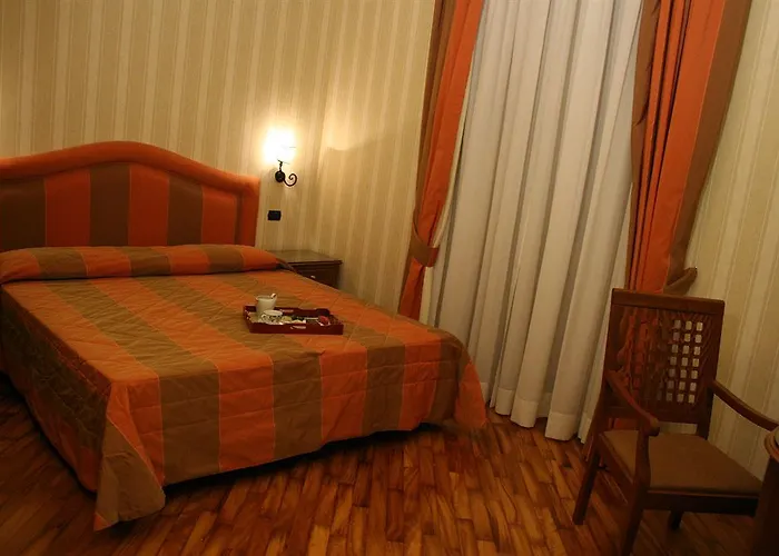 Beccaria A Piazza Del Popolo Bed & Breakfast 4*