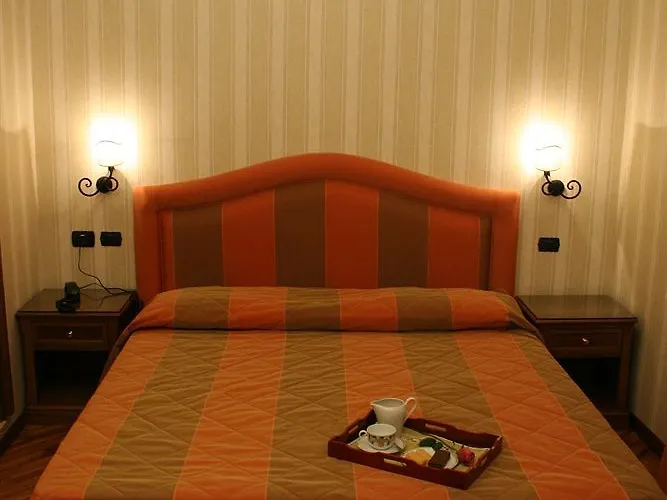 Beccaria A Piazza Del Popolo Bed & Breakfast